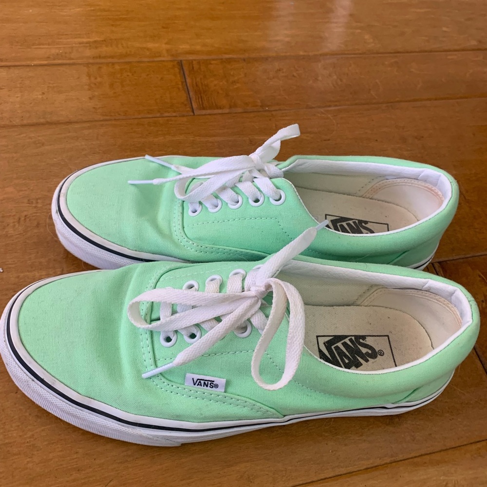 Women’s van shoes